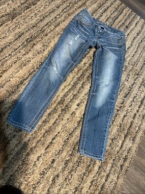 Amethyst Jeans Light Blue Straight-Leg Distressed Jeans